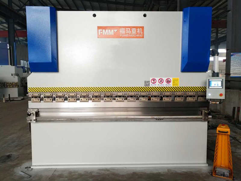 WC67K-200T3200 數控折彎機 2007系統(tǒng)